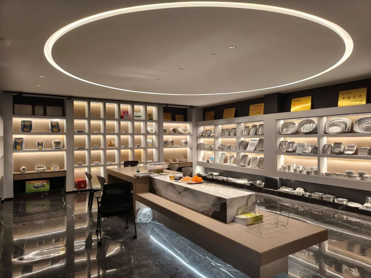 KMD Aluminum private label sample room